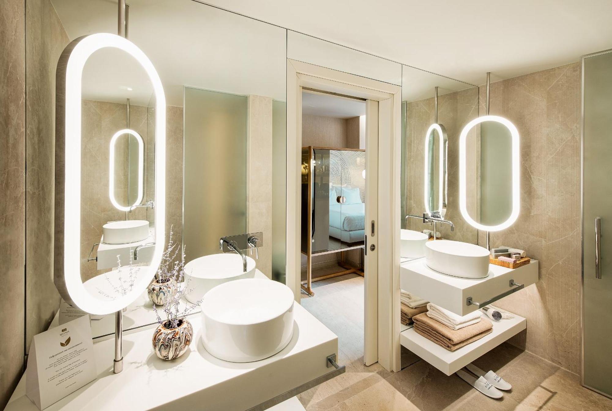 Suite Junior con vistas al jardín